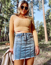 Load image into Gallery viewer, outoftowners out of Towners out-of-towners-boutique outoftownersboutqiue out of Towners boutique out-of-towners-brand Caty Catyfry Caty-fry  Arizona boutique travel boutique travel-blog  travel-boutique arizona-fashion Arizona-boutique-style denim-skirt hidden-jeans 
