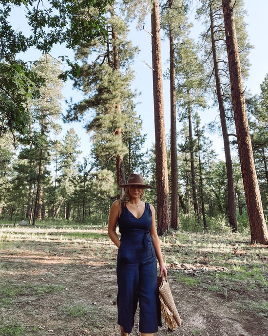 outoftowners out of Towners out-of-towners-boutique outoftownersboutqiue out of Towners boutique out-of-towners-brand Caty Catyfry Caty-fry  Arizona boutique travel boutique travel-blog  travel-boutique arizona-fashion Arizona-boutique-style JR600 reset by Jane Harley romper navy romper navy pant romper