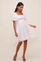 Load image into Gallery viewer, BETHEL PUFF SLEEVE DRESS- WHITE
