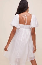 Load image into Gallery viewer, BETHEL PUFF SLEEVE DRESS- WHITE
