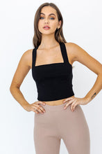 Load image into Gallery viewer, BLACK SUMMER CROP TOP
